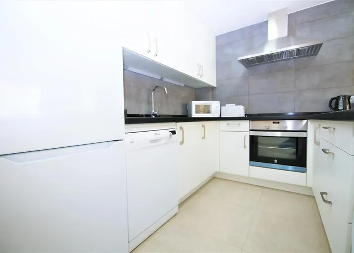 Makai 埃斯特波纳